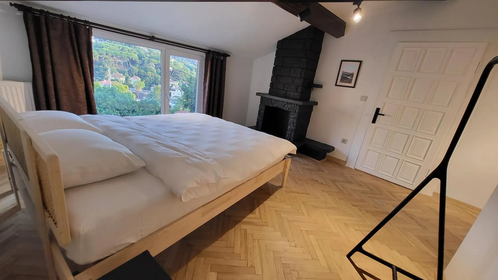 Apartamento Breathtaking Bosphorus View Amidst Green Hills Estambul Turquía