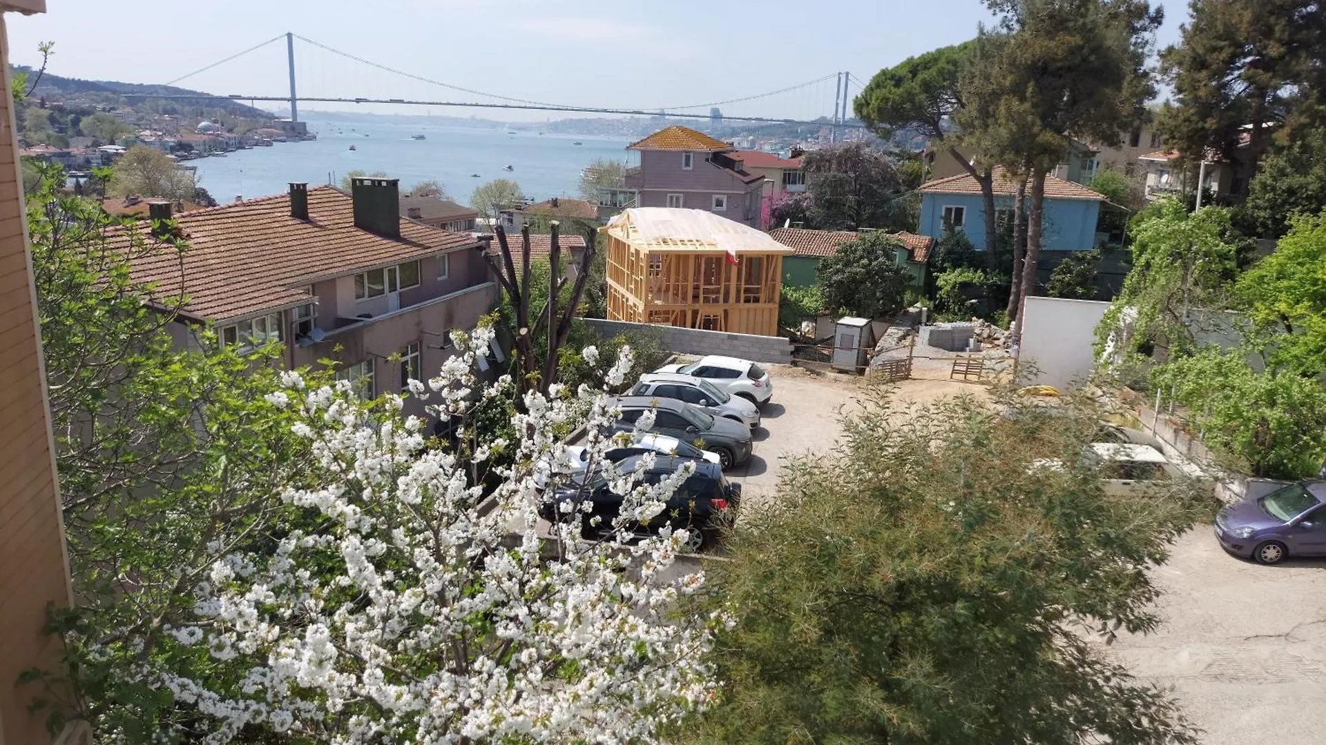 Apartamento Breathtaking Bosphorus View Amidst Green Hills Estambul